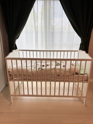 イケアベビーベッドHENSVIK？ 未使用※開封済