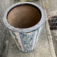 ☂️🪴傘立て　植木鉢　陶器　柄　大型　昭和レトロ　アンティーク　ヴィンテージ　インテリア　オシャレ家具　おしゃれ　お洒落の画像