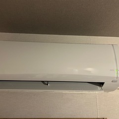 コロナ CSH-U5619R2(W) エアコン 200V 「Uシリーズ」 (18畳用) ホワイト
の画像