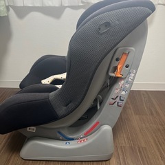 ピピデビュー　　チャイルドシート　ベルト固定　1歳〜の画像