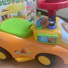 アンパンマンよくばりビジーカーの画像