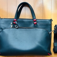 【8/24(日)まで】【ビジネスバッグ】トートバッグノイインテレッセ Neu interesse ヴェルケ ビジネストート メンズ 革 ブランド鞄 グレー レッド A4サイズ対応 目立った傷や汚れなし の画像