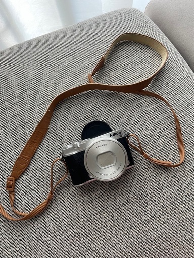 Nikon  ミラーレス一眼 J5ダブルレンズキット