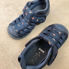 GAP、イフミー、俊足 子ども用運動靴 ４足セットの画像