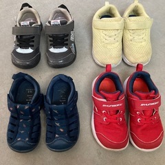 GAP、イフミー、俊足 子ども用運動靴 ４足セット