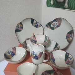 未使用　萬古焼　萬宝窯　貫入　加賀友禅食器９点セット　大皿２枚　中鉢５個　薬味皿の画像