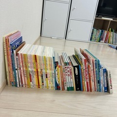 絵本60冊ぐらいの画像