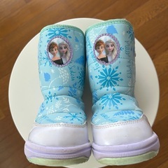アナ雪のスノトレの画像