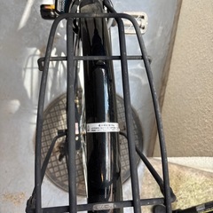 自転車 ママチャリ 27インチ 黒 空気入れ付の画像