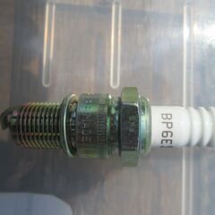 点火プラグ　BP6ESの画像