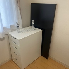 IKEA デスク　テーブル　引き出し　 ADILS オディリス　の画像