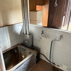 【相談中】冷蔵庫と洗濯機無料引き取りの方、エアコン差し上げます。の画像