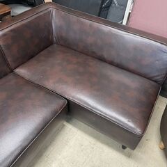 リサイクルショップどりーむ荒田店　No4430 L字ソファ　三人掛け　合成皮革 側面破れあり　蛇柄のレザーがお洒落♪　の画像