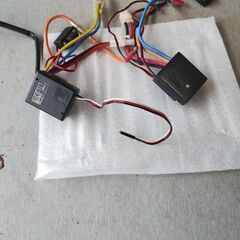 信頼・安心のタミヤ製ESC、ブラシモーター/ブラシレスモーター兼用　各１機の画像