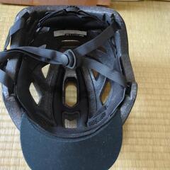 自転車のヘルメットの画像