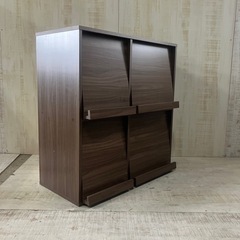 J411⭐️フラップ付き収納棚 の画像