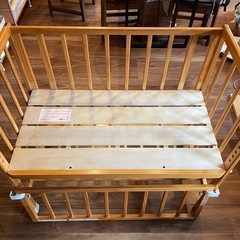 【美品】木製ベビーベッド　マットレス付き　の画像
