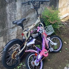 自転車2台の画像
