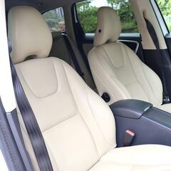 後期型/8速AT/TURBO/禁煙車/ナビTV/ETC/B&Sカメラ/前後ドラレコ/DVD再生/USB&Bluetooth接続/スマ-トキ-/電動&ヒ-タ-付き本革シ-ト/純正18AW/プライバシ-ガラス/HID/オ-トライト/追従型クルコン/衝突軽減/車検2年整備付きボルボXC60♪ ☆遠方納車/オ-トロ-ン/買取査定OK☆の画像