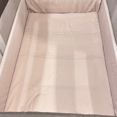 美品！Aprica ココネル　折り畳み ベビーベッドの画像