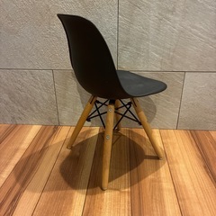 キッズチェア　北欧家具　北奥インテリア　イームズチェア風　ブラック　ナチュラルの画像