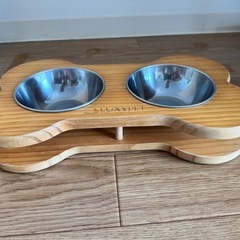 ペット用フードスタンドの画像