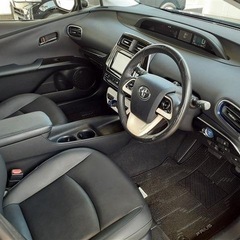 【自社ローン】 プリウス 1.8S ツーリングセレクション ♬ 【完全自社審査　即日回答】の画像
