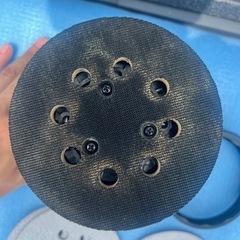 マキタ　125mm充電式ランダムオービットサンダの画像