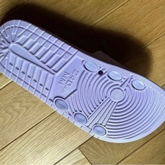 クロミ　サンダルの画像
