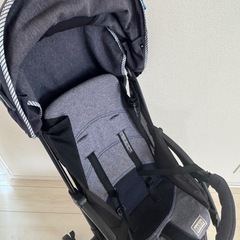 ピジョン ネイビー デニム　ベビーカー　軽量の画像