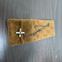 Gucci クロスネックレス ベルベットケース付きの画像