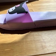 クロミ　サンダルの画像