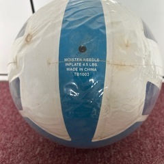 中販紅　【Week】未使用近　mizunoミズノ株式会社 VaLLEY BALL球　5号　現状渡し　08-23-02 の画像