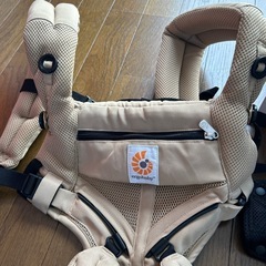 エルゴ　オムニ360　ベージュ　美品の画像
