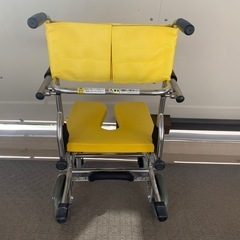 介護用品　シャワー用 車いす カワムラサイクル KS10 黄色 入浴用車いす 車いす 車椅子 介護 の画像