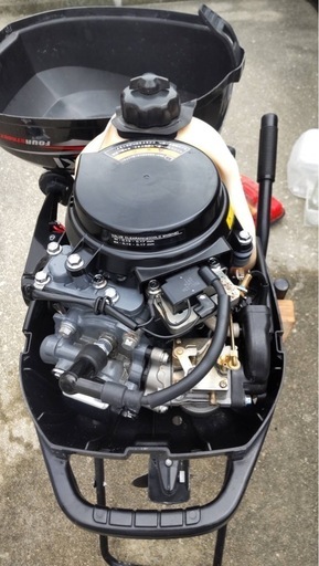 美品Suzuki 2馬力 船外機 スタンド付き おまけあり
