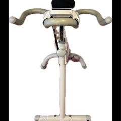 フィットネスバイク　　トレーニングバイクの画像