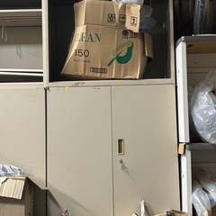 0円ただであげます　書庫　キャビネット　事務什器　書類棚の画像