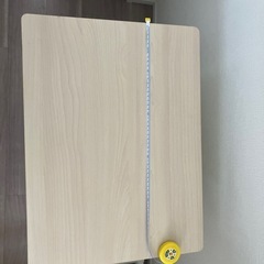 衣類収納棚の画像