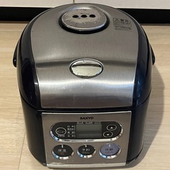 SANYO炊飯器　3合炊き　　の画像