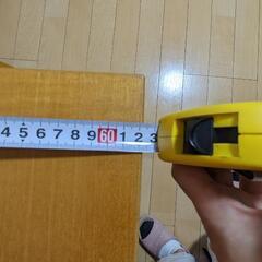 学習机と椅子のセットの画像