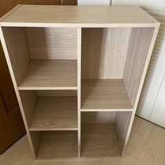 テーブル　クリップライト　本棚（ボックス）の画像