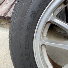タイヤホイールの画像