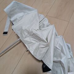 Wpc. IZA【LARGE&COMPACT】オフホワイト　晴雨兼用折りたたみ傘　男女兼用の画像