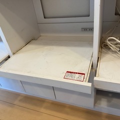 食器棚の画像