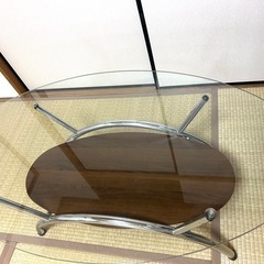 ガラステーブル（ローテーブル）の画像