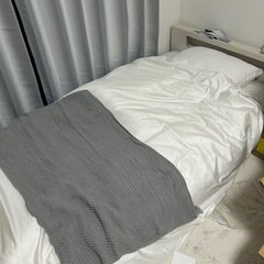 ベッドフレーム (シングル)の画像
