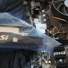 直接取引 PCパーツ マザボ i5 7400 GTX1050 ジャンク扱いの画像