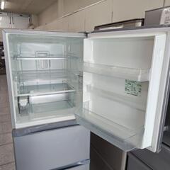 TOSHIBA　330L   2018年製　冷蔵庫の画像