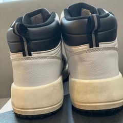 MADFOOT ブーツ型スニーカーの画像